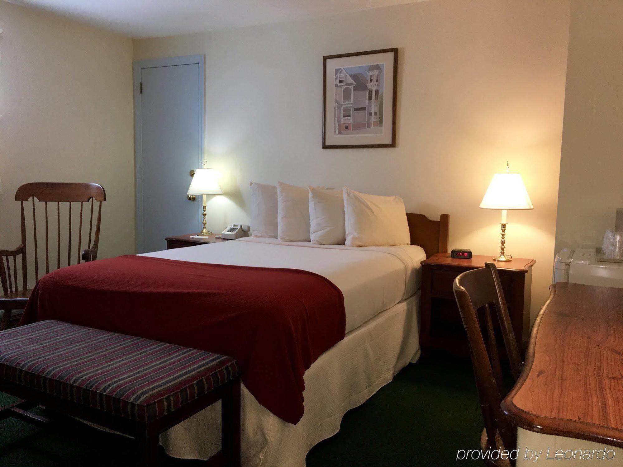 The Ellery 3*